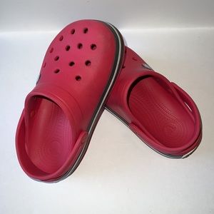 Kids Crocs red size 3